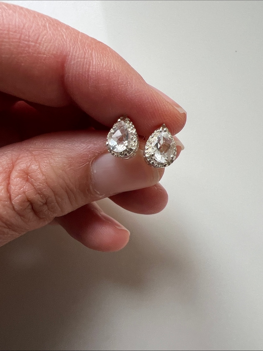 Teardrop Crystal Halo Stud Earrings - Clear/Silver 925